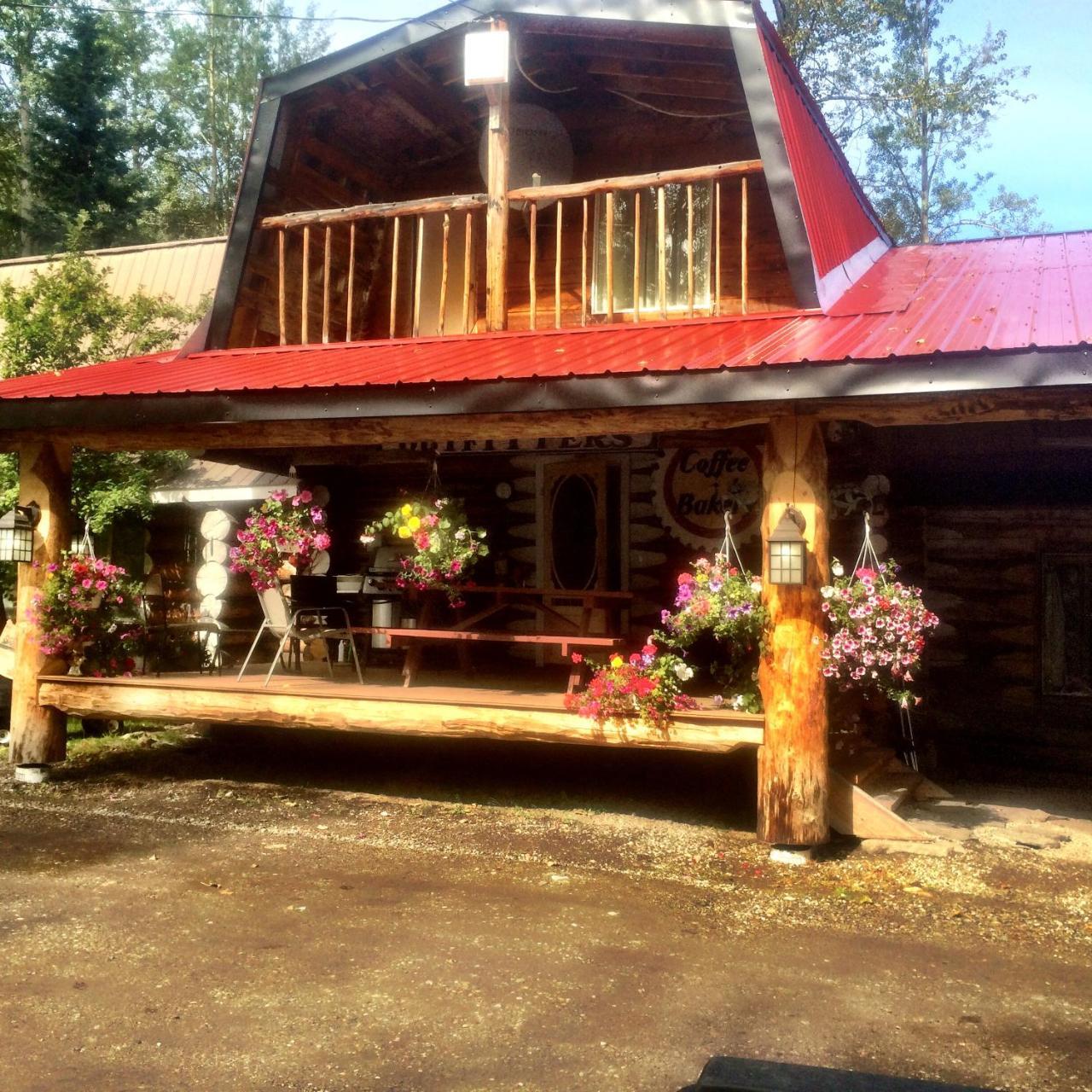Tetsa River Lodge Экстерьер фото